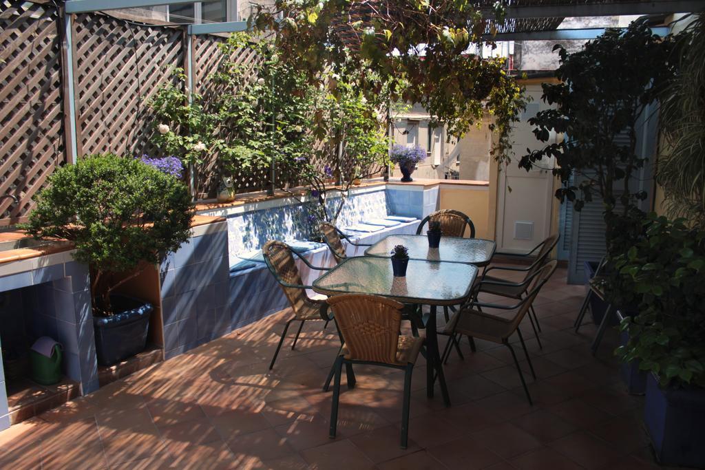 Dimora Dei Giganti Bed and Breakfast Νάπολη Εξωτερικό φωτογραφία