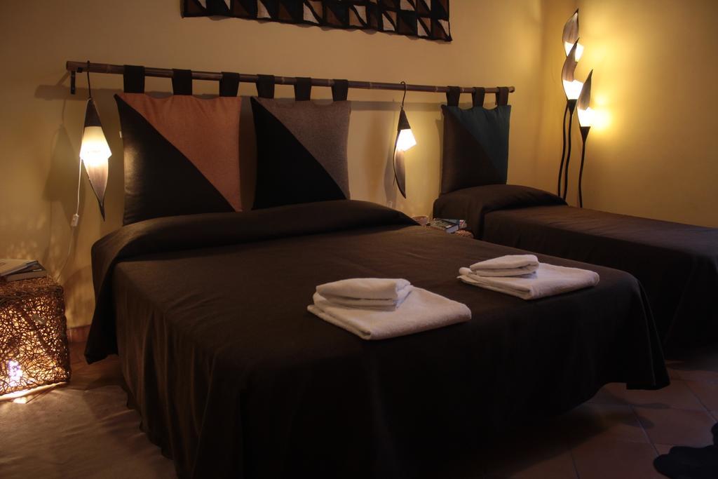 Dimora Dei Giganti Bed and Breakfast Νάπολη Δωμάτιο φωτογραφία