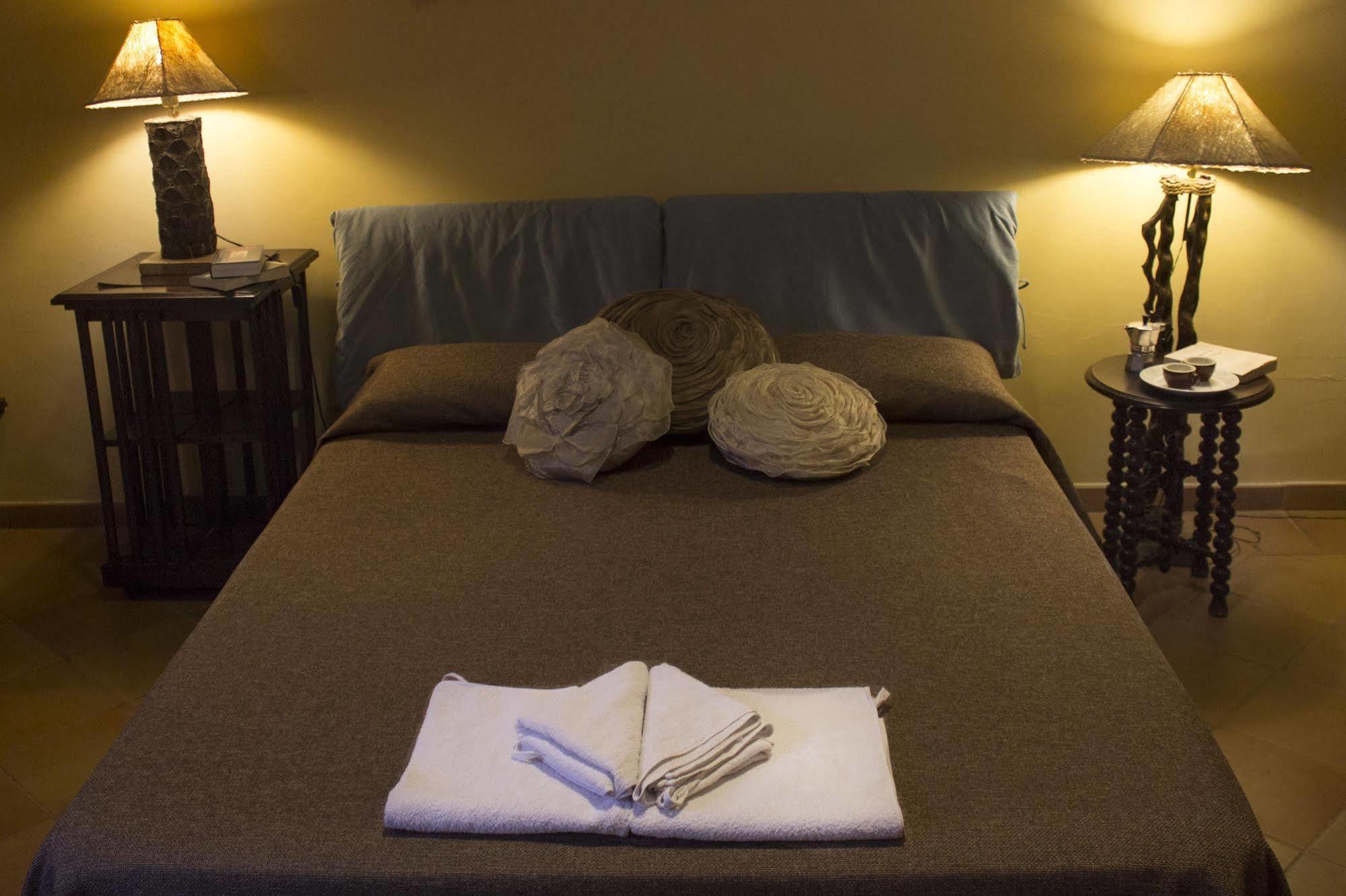 Dimora Dei Giganti Bed and Breakfast Νάπολη Εξωτερικό φωτογραφία
