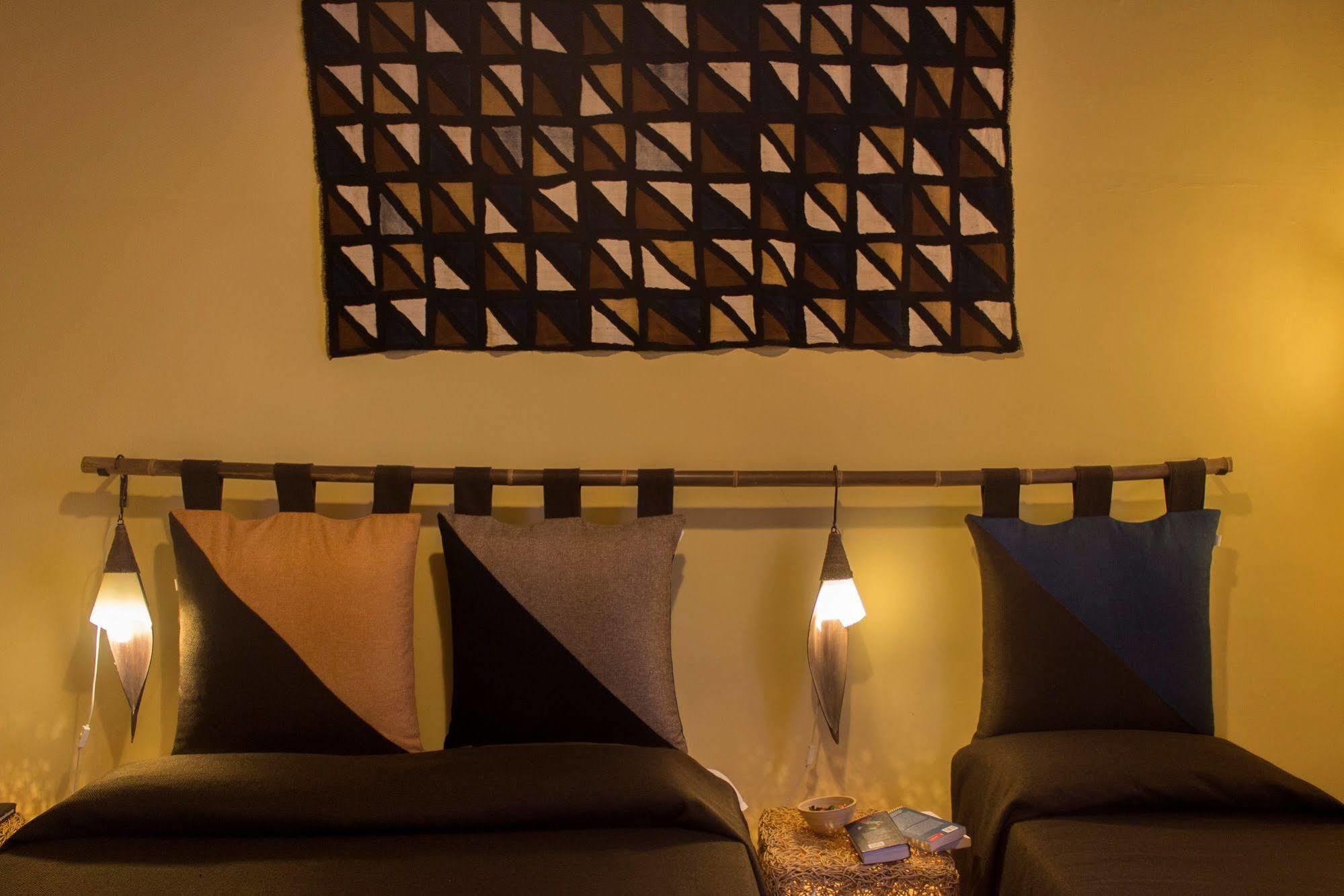 Dimora Dei Giganti Bed and Breakfast Νάπολη Εξωτερικό φωτογραφία